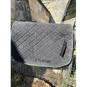 tapis cheval noir