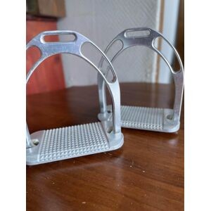 Étrier Alu Jin Stirrup Wildkart