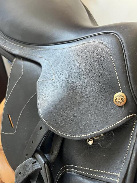 Selle mixte Pessoa 17,5 pouces noir