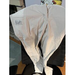pantalon blanc esperado