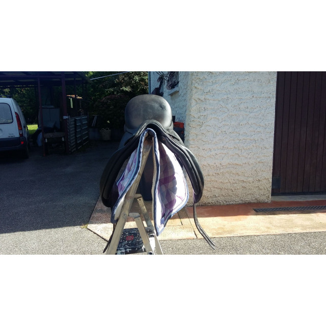 Selle de dressage B Pineau