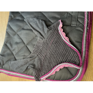 Enesemble tapis et bonnet