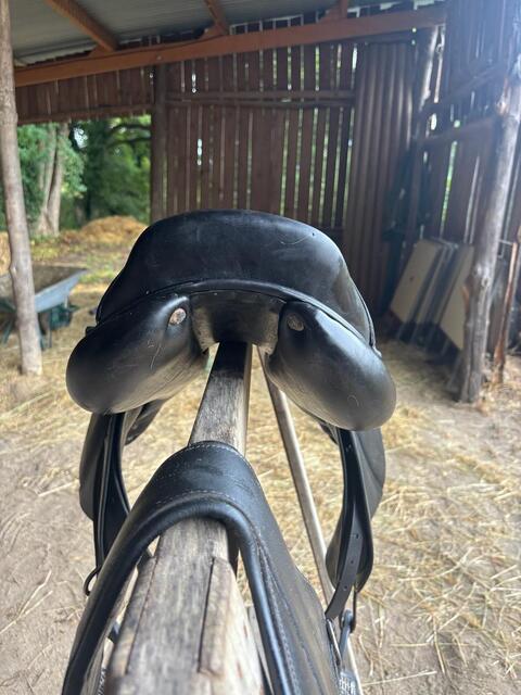 Selle Hervé godignon 17’