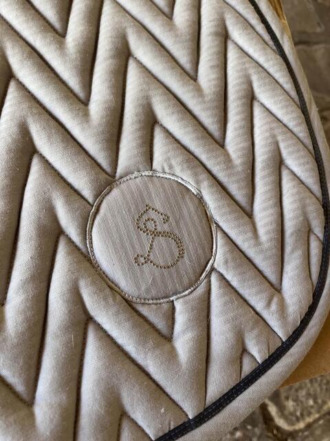 Tapis Le Sabotiet gris