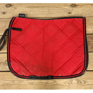 tapis cheval rouge