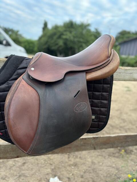 Selle one jump’in 17’5