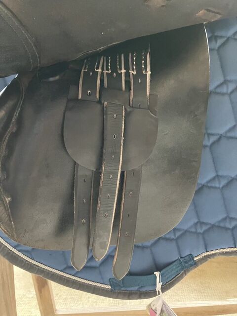 Selle mixte Pessoa taille 17,5, noire