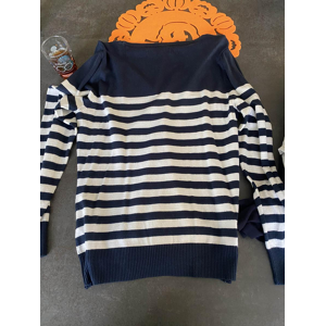gilet rayée bleu marine et blanc taille M