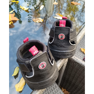Trekking shoes
