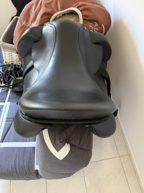 Selle de dressage Aulion