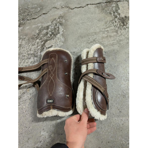 GUETRES CUIR MARRON + protège boulet