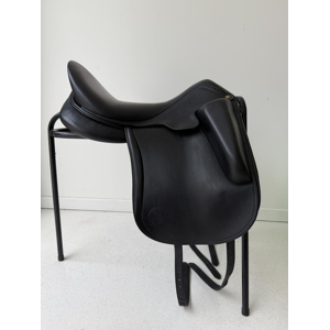 Selle de dressage