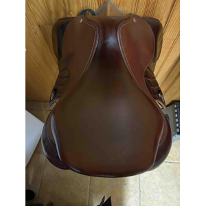 selle semi plate MEYER 2023 TAILLE 17 EN PARFAIT ÉTAT