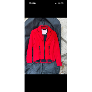 veste deserata rouge