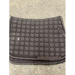 tapis brun à paillettes