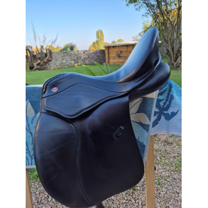selle dressage Kieffer cuir noire Tbe