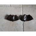 4 cloches marrons