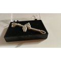 Broche