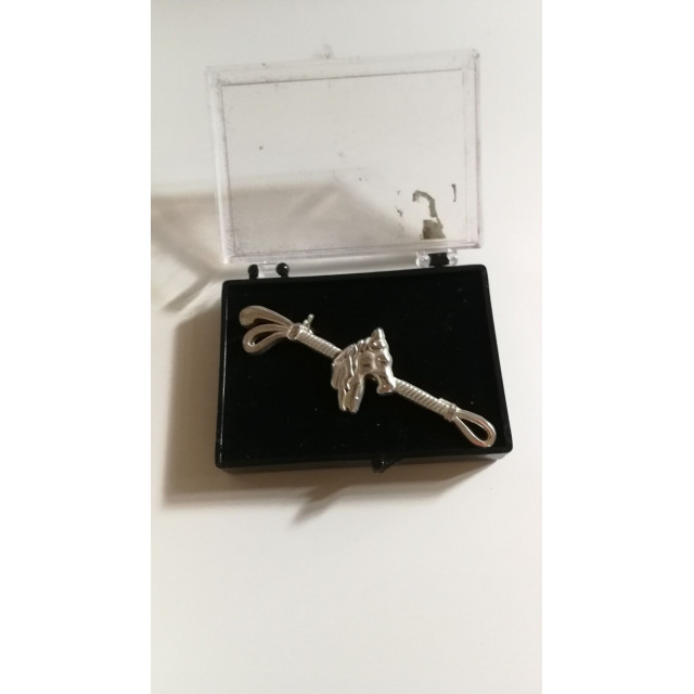 Broche