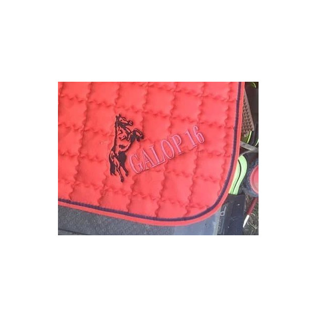 Tapis rouge cottage craft