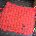 Tapis rouge cottage craft