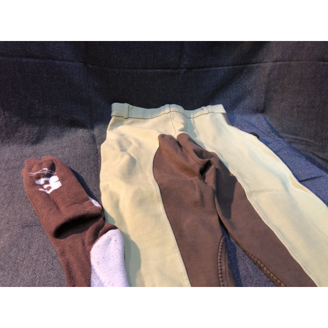 Pantalon Fouganza + chaussettes