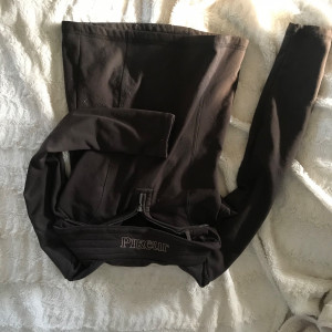 Pull pikeur
