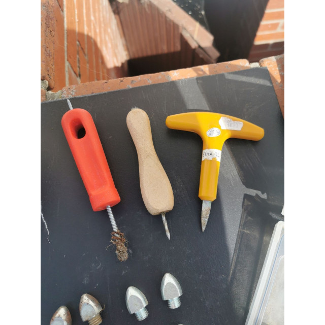 Crampons