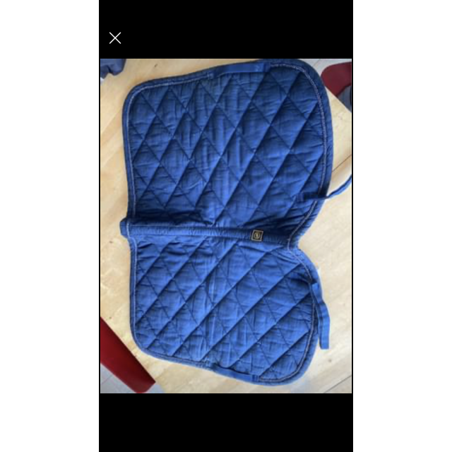 Tapis bleu marine BR