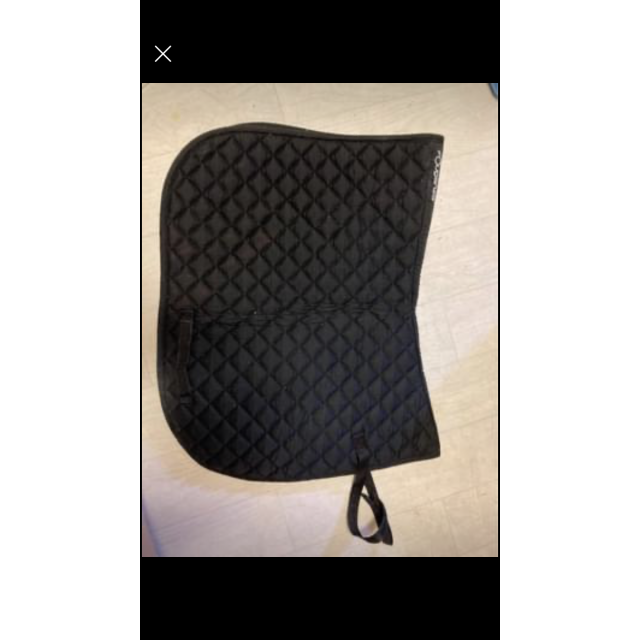 Tapis noir