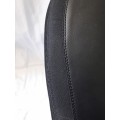 Bottes en simili-cuir noires