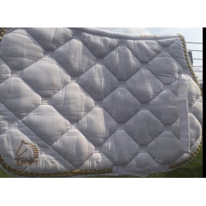 Tapis blanc