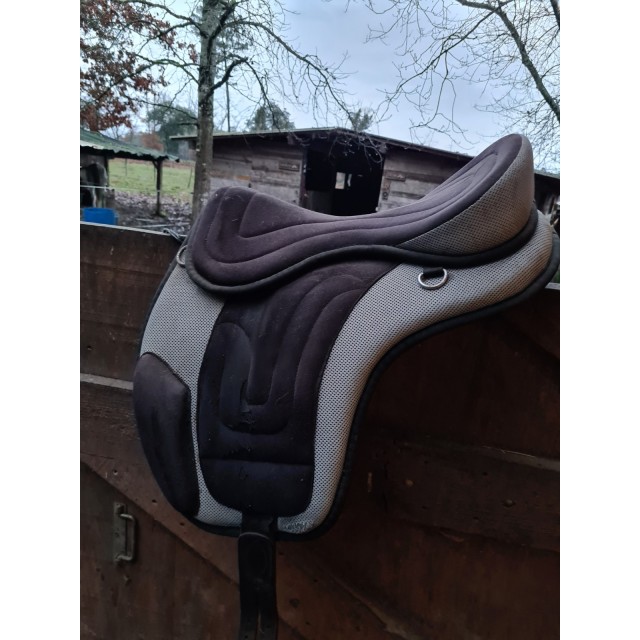 selle en tissu très légère
