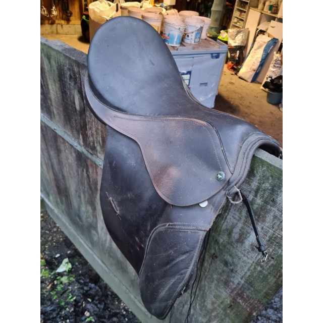 selle mixte en cuir