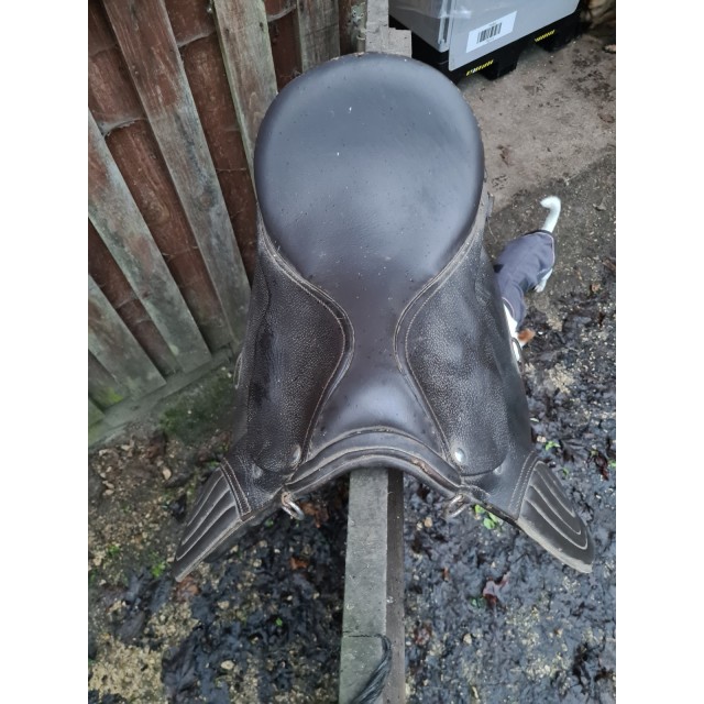 selle mixte en cuir