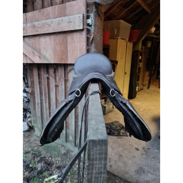 selle mixte en cuir