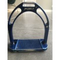 Etrier bleu electrique