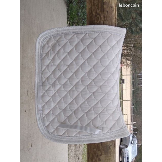 Tapis blanc concours