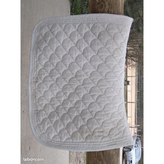 Tapis blanc concours