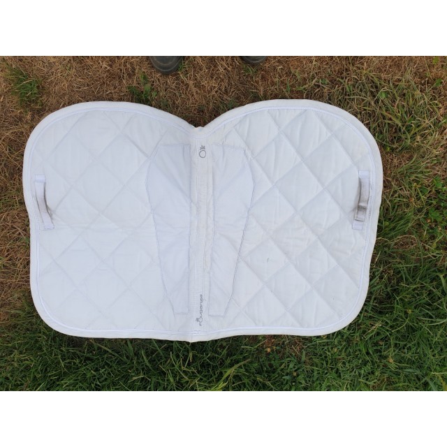 Tapis blanc