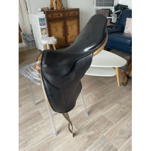 SELLE DE DRESSAGE MACEL NOIRE EXCELLENT ETAT