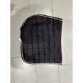Tapis noir