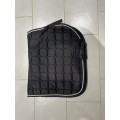 Tapis noir
