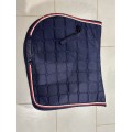Tapis bleu marine