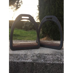 Etriers compositi