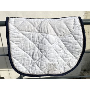 Tapis blanc