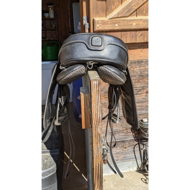 Selle sans arcade gost