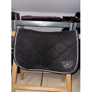 Ensemble equitheme