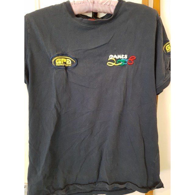 Tee shirt