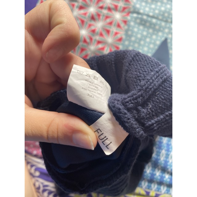 Bonnets equithème